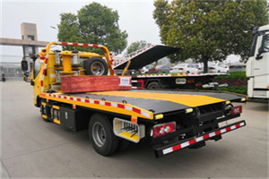 月湖区道路救援拖车报价