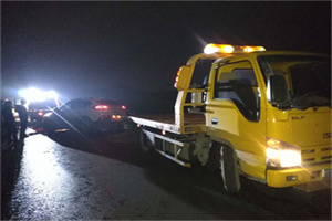 月湖区24小时车辆搭电联系电话